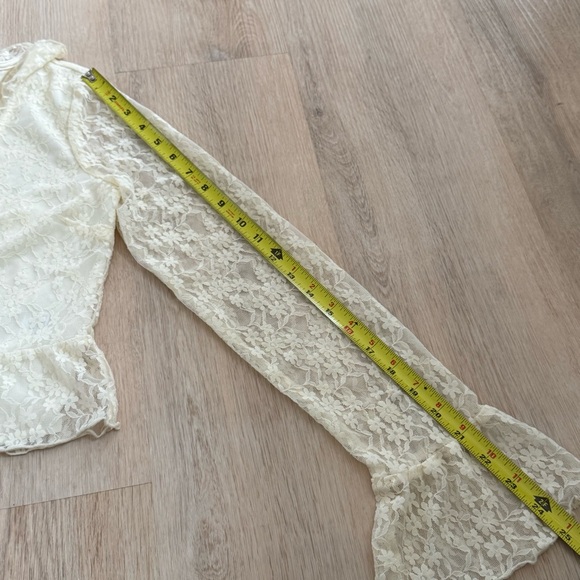NWOT AE Bohemian Cream Lace Ruffle Babydoll Cropped Blouse - Picture 6 of 9